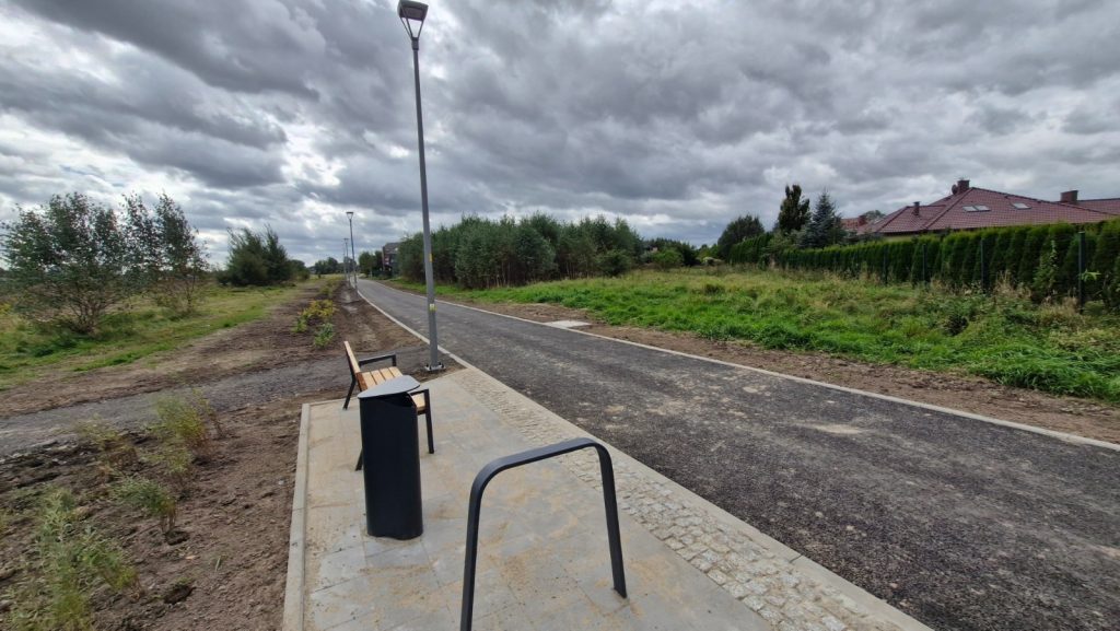 Budowa nowej trasy rowerowej na Matarni, która połączyła ul. Radiową z ul. Telewizyjną, dobiegła końca.